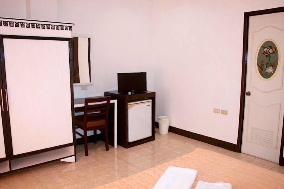 Island Inn Boracay Balabag  Exterior photo